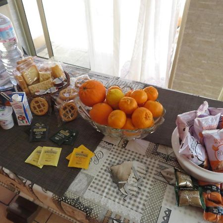 Casa Vacanze Sole & Luna Милацо Екстериор снимка