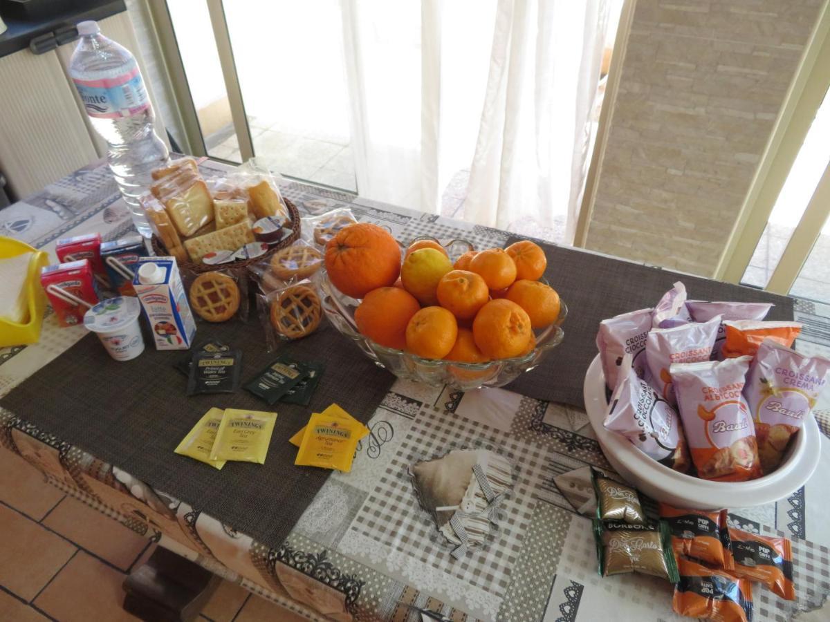 Casa Vacanze Sole & Luna Милацо Екстериор снимка